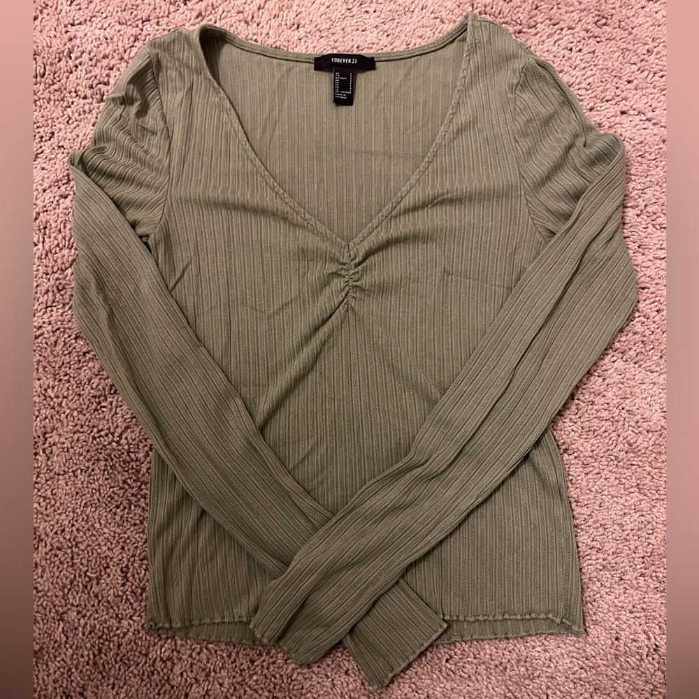 V neck top